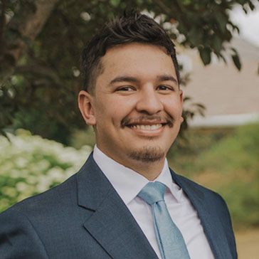 headshot of Francisco Hernandez-Flores