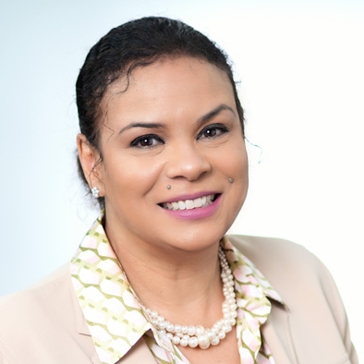 headshot of Jeannie Fenceroy