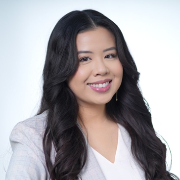 headshot of Joanna Rivas